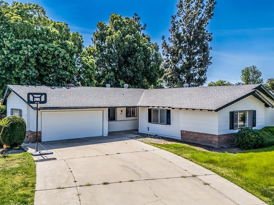 1st image of 3201 Mulberry Dr
