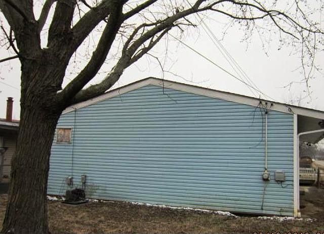 2nd image of 3340 Mary Ave
