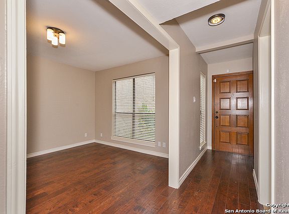 2nd image of 3203 Turtle Ln