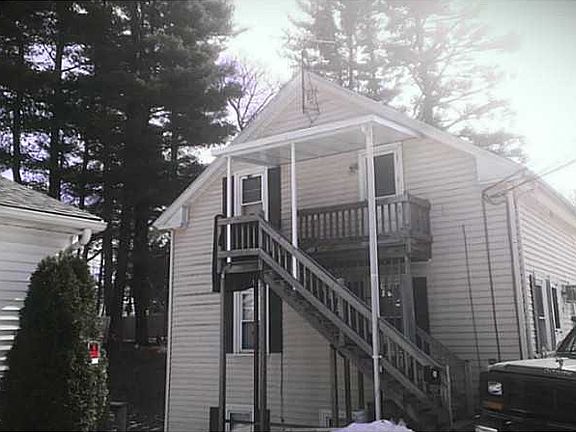 4th image of 27 River Ave
