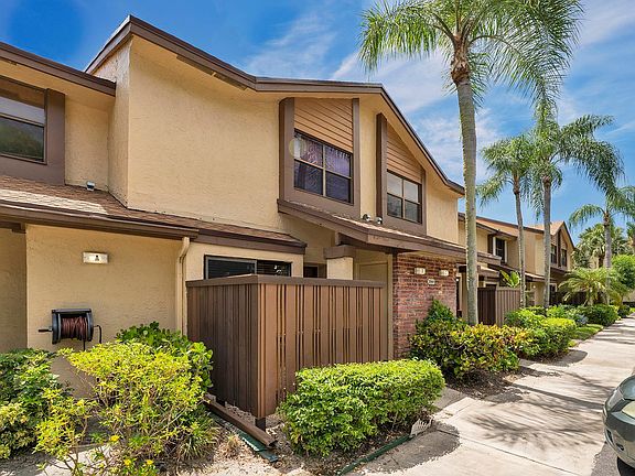 4th image of 3964 Cocoplum Circle #3682 (B)