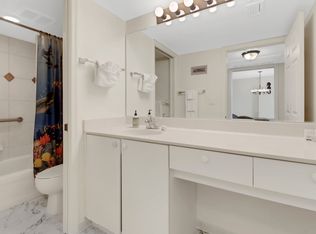12000 Gulf Blvd #504, Treasure Island, FL 33706