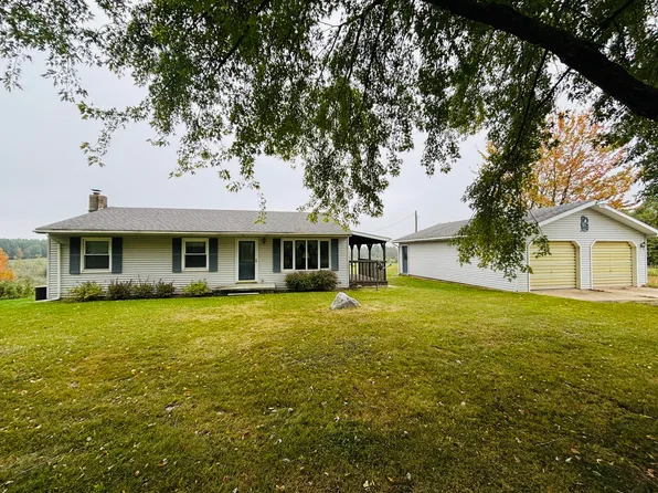 11842 70th Ave, Evart, MI 49631