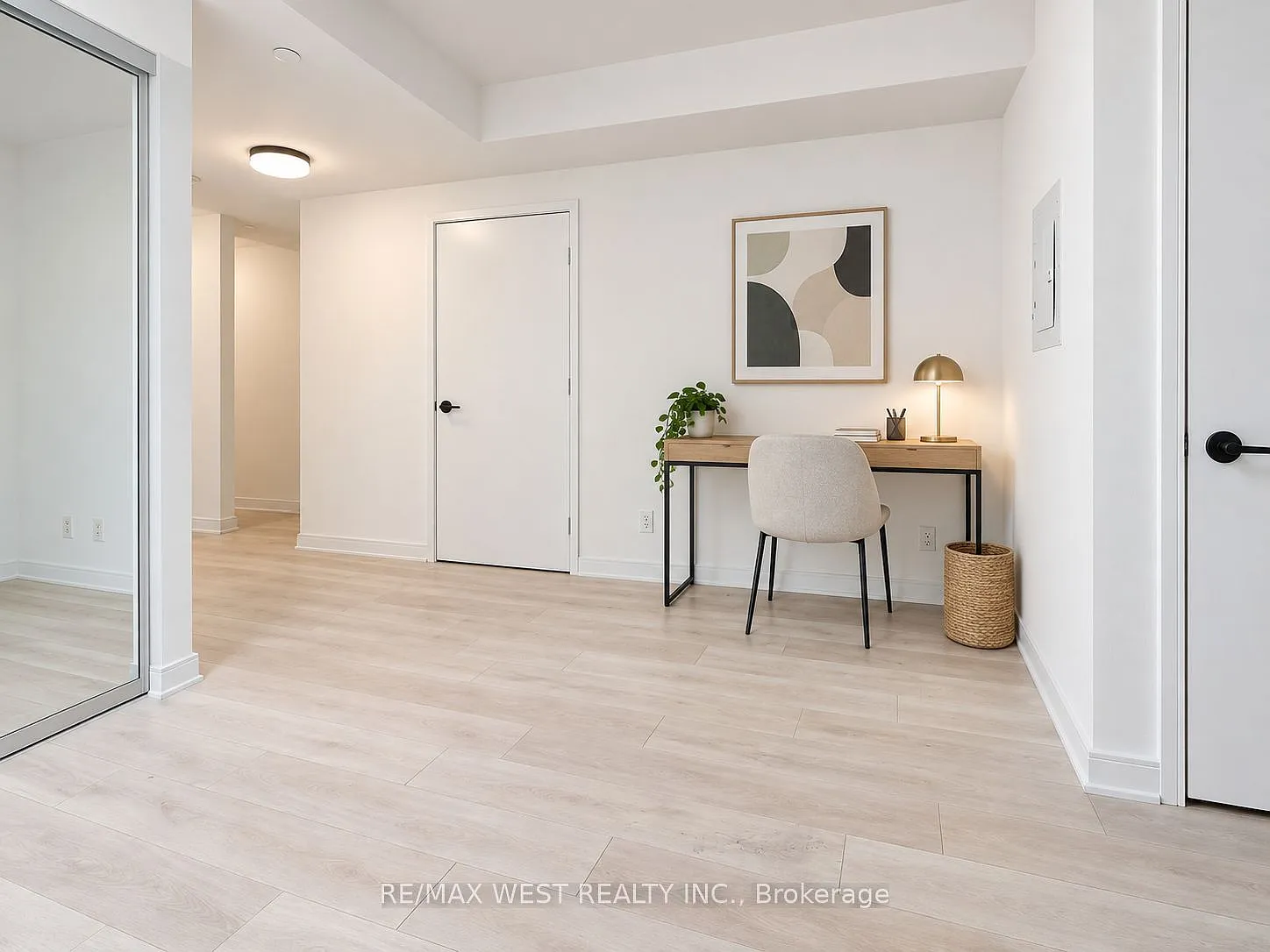 3 bed, $3,300 — Photo 4