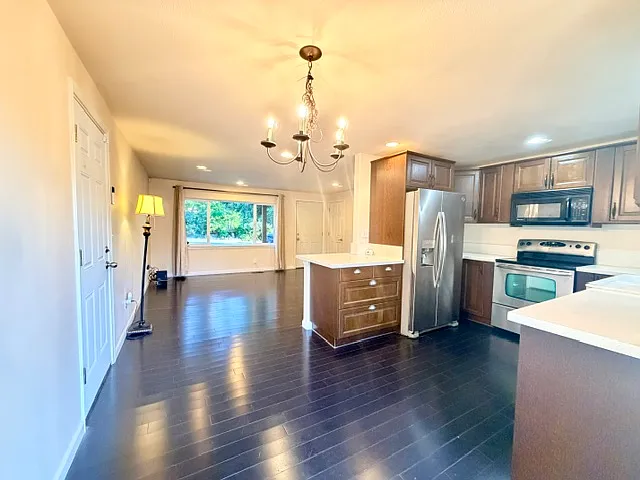 20628 NE 75th Pl — Photo 8