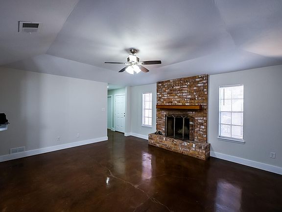 2nd image of 3029 Twin Creek Dr