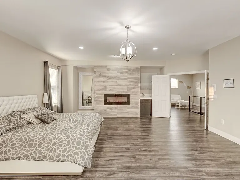 9593 Verneda Ct — Photo 6