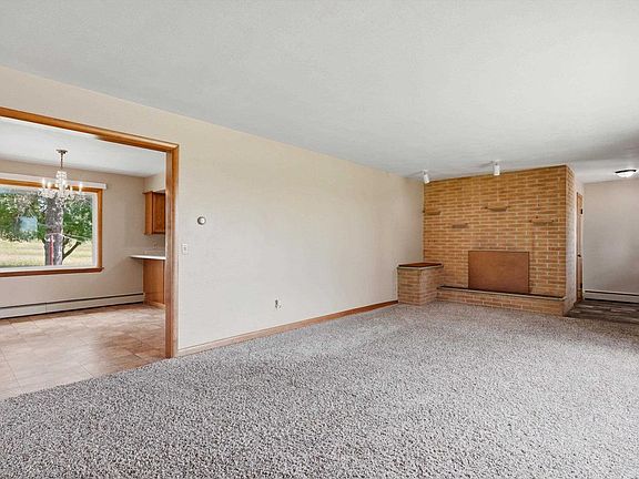 4th image of 1412 N OAK AVENUE