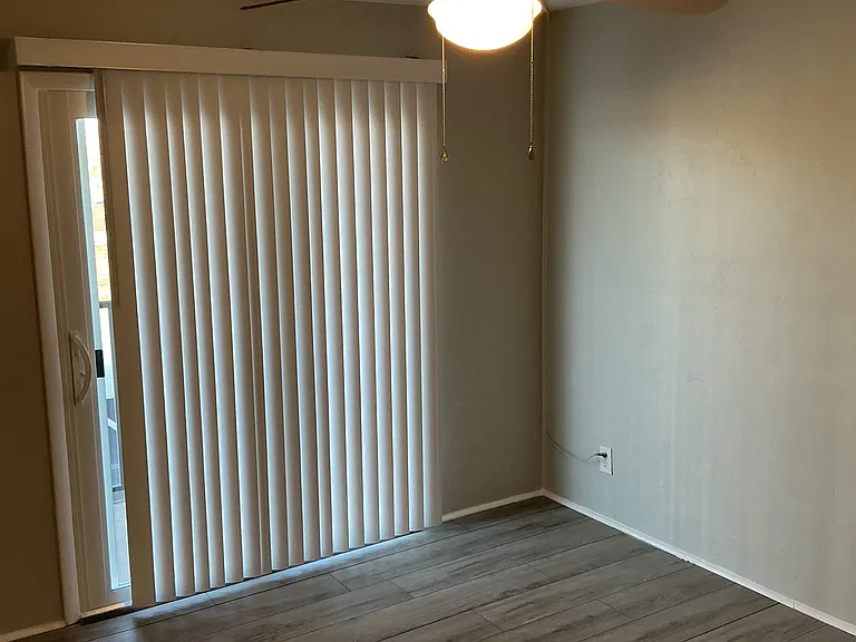 850 Palm St #D8 — Photo 6