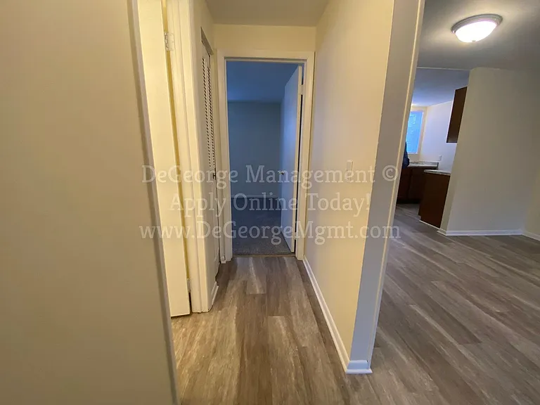 Parkview Apartments — Photo 11