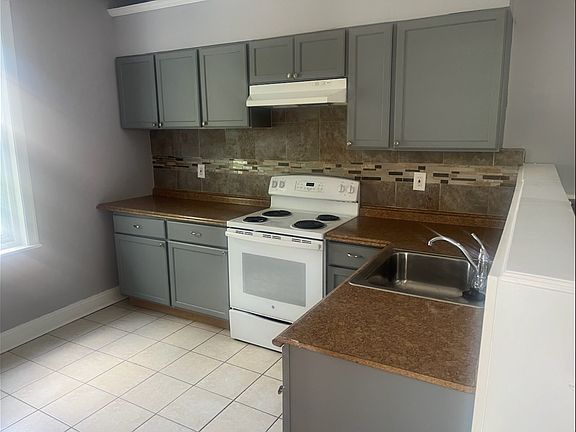 3rd image of 3757 N 18th St #C