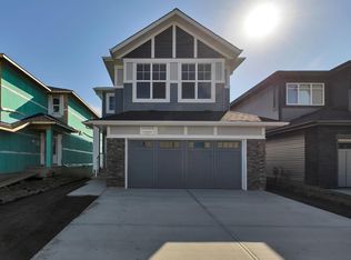4707 Kinney Rd SW, Edmonton, AB T6W 5G4