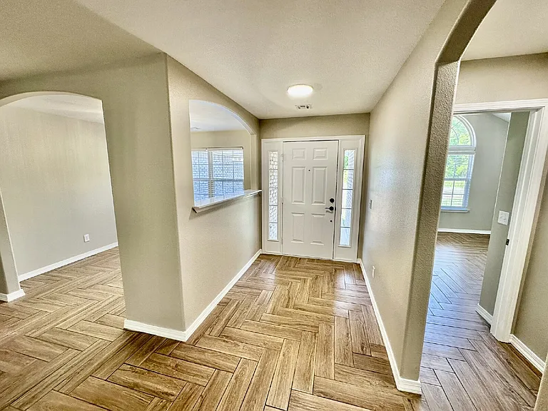 6 Roessler Ln — Photo 5