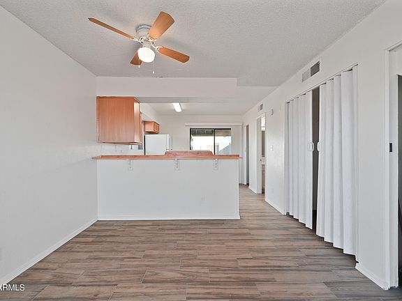3rd image of 2425 E Waltann Ln #1
