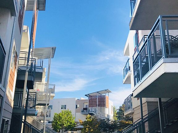 Exterior of Citron Apartment Homes