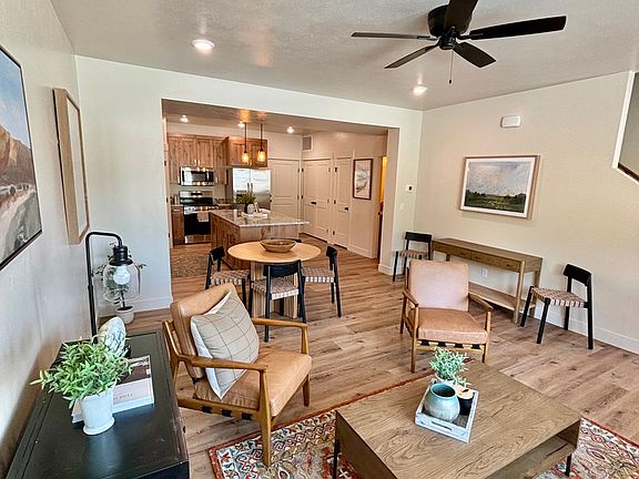 5th image of 421 E White Sands Way #D