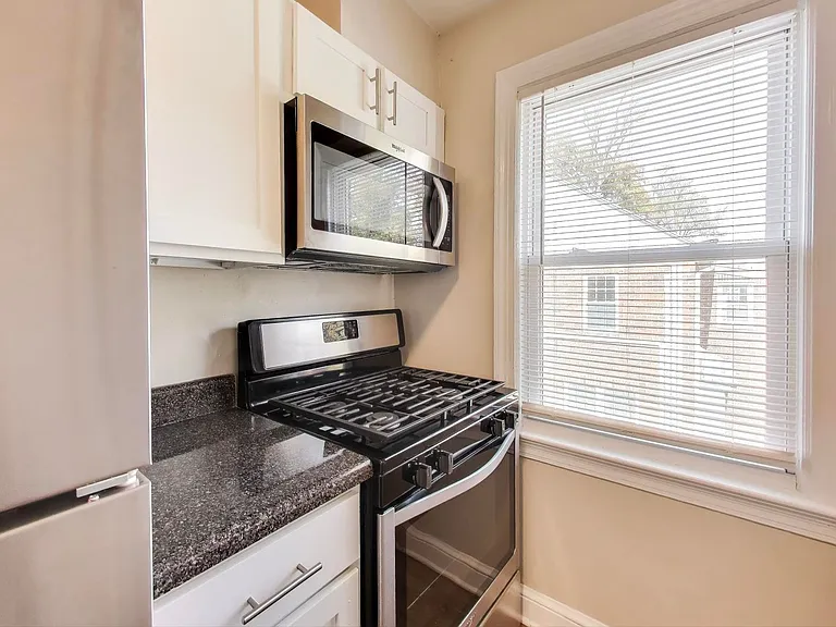 8505 Flower Ave — Photo 7