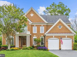 20576 Blue Water Ct, Ashburn, VA 20147