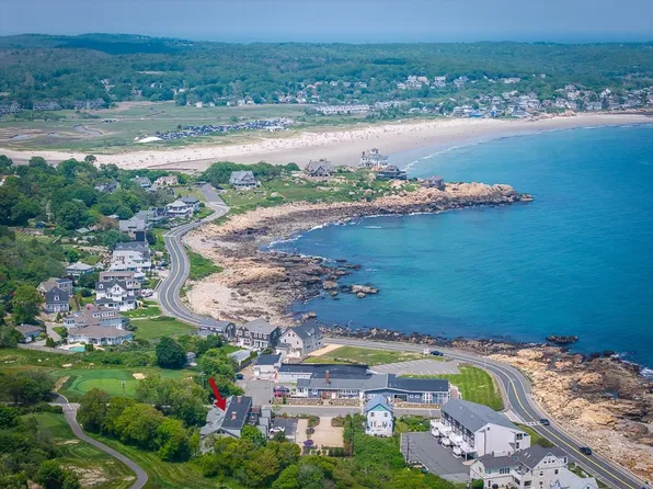 8 Moorland Rd Unit 1, Gloucester, MA 01930