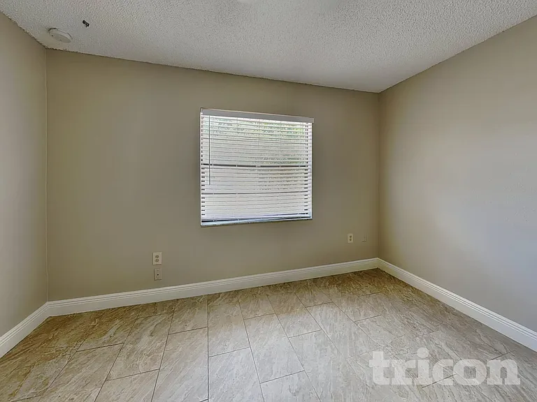 488 Northview St — Photo 8