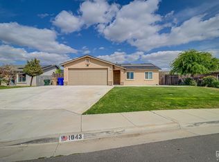 1043 Tangelos St, Bakersfield, CA 93306