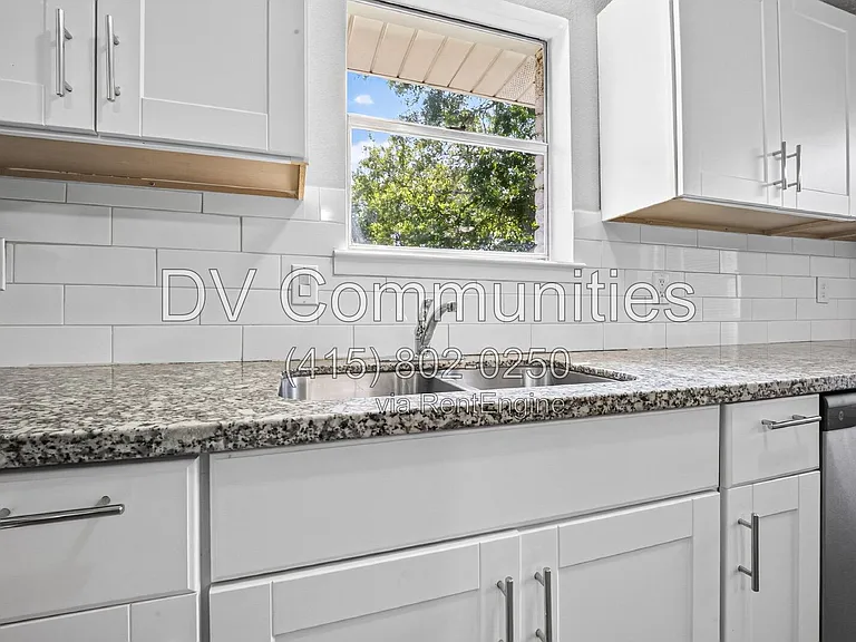 15331 Campden Hill Rd — Photo 20