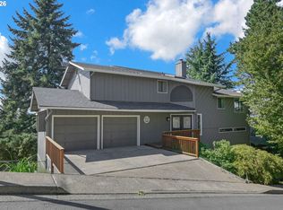 952 Summit Blvd, Springfield, OR