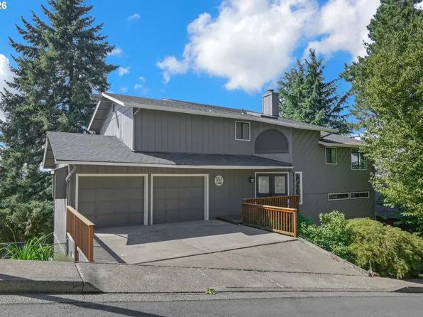 952 Summit Blvd, Springfield, OR 97477