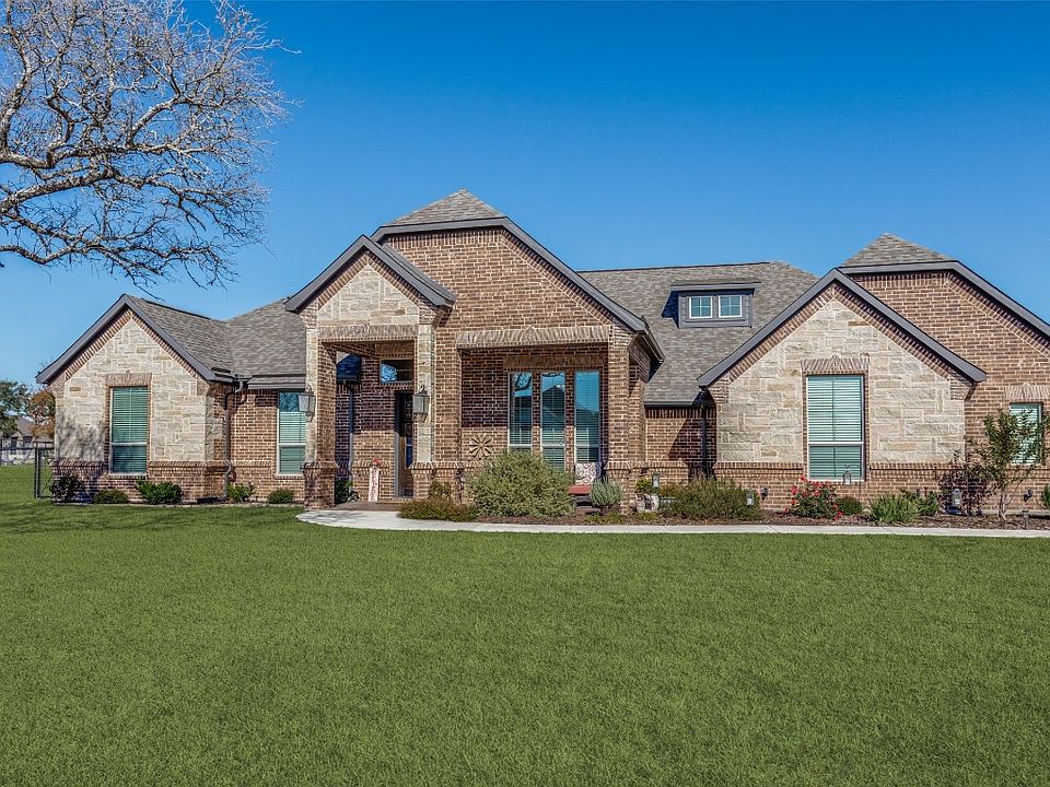 1st image of 332 Oak Meadow Ln