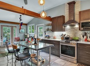 9530 Riverview Dr, Micco, FL 32976