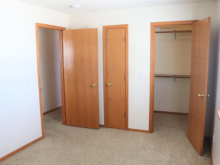 3507 Queen Dr - 7 — Photo 12