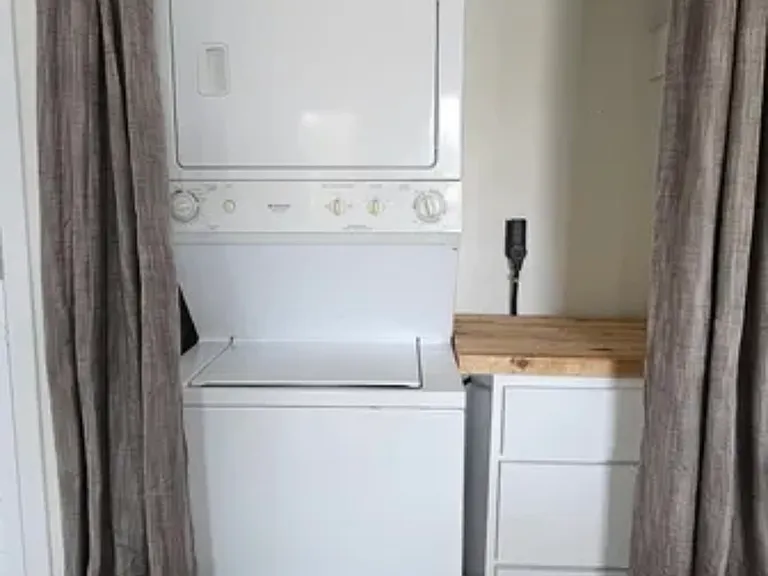 651 Hardware St — Photo 10