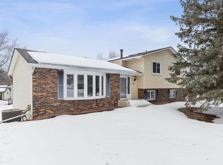 4245 Victoria St N, Shoreview, MN 55126