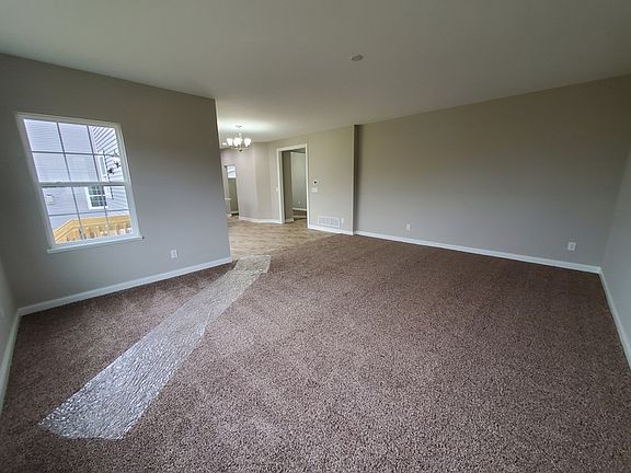 4th image of 772 Bretforton St