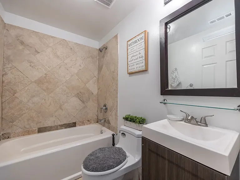 3851 W Ainslie St #1 — Photo 10