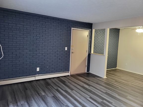 2nd image of 26 Chateau Pl APT 9