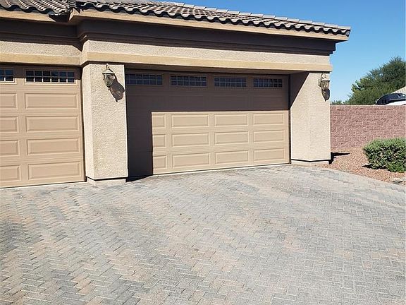 3rd image of 8302 Bowman Woods Cir