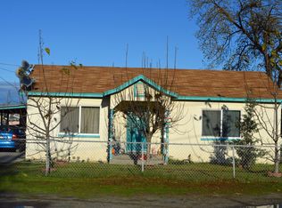 877 8th St, Turlock, CA 95380