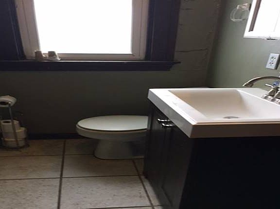 2nd image of 2125 W Clifton Ave #2