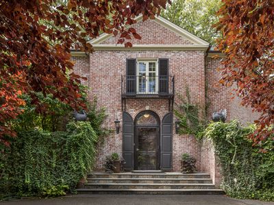 11 Hampshire Cir, Bronxville, NY, 10708