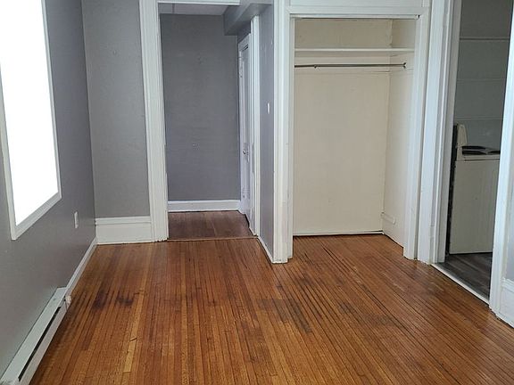 2nd image of 671 Highland Way APT 1