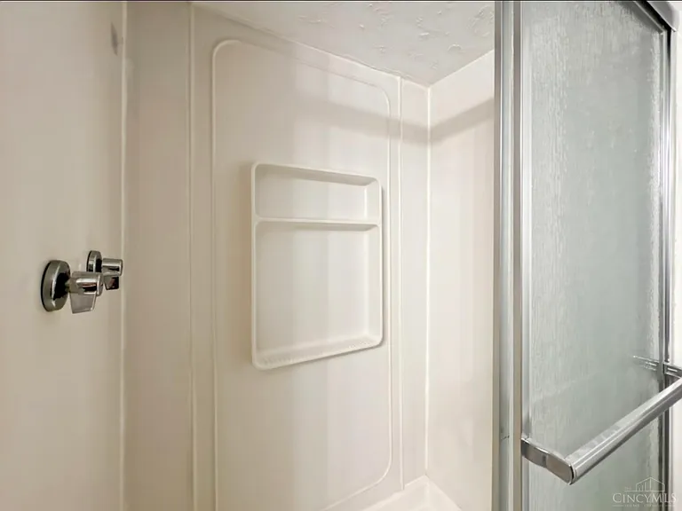 4214 Hanover Dr — Photo 25