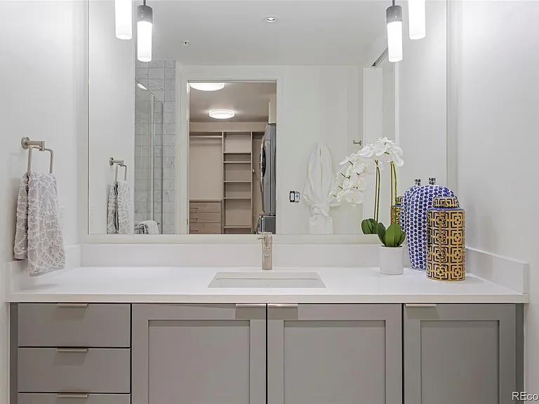 1750 Wewatta St #1307 — Photo 16