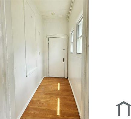 5th image of 200 Harral Ave #A