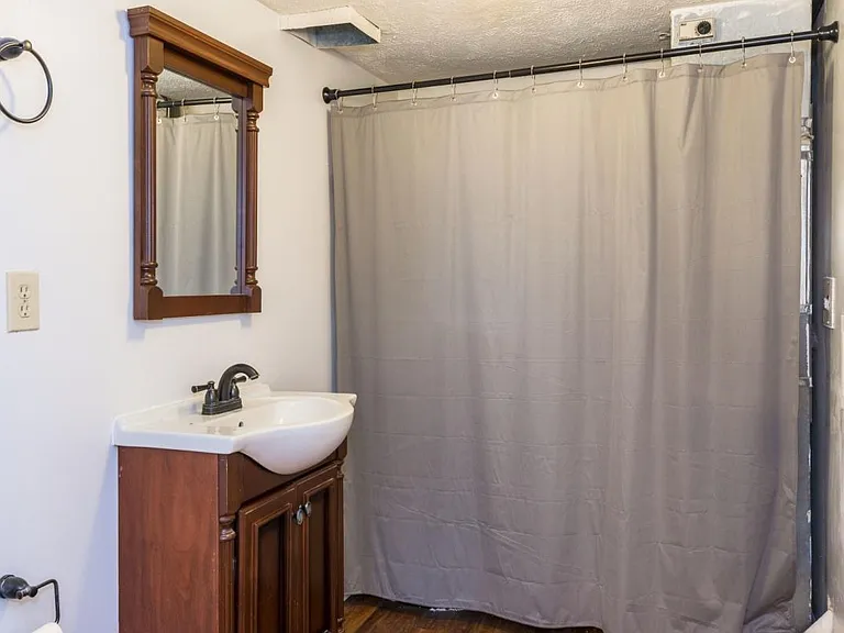 1463 Sanzon Dr — Photo 12