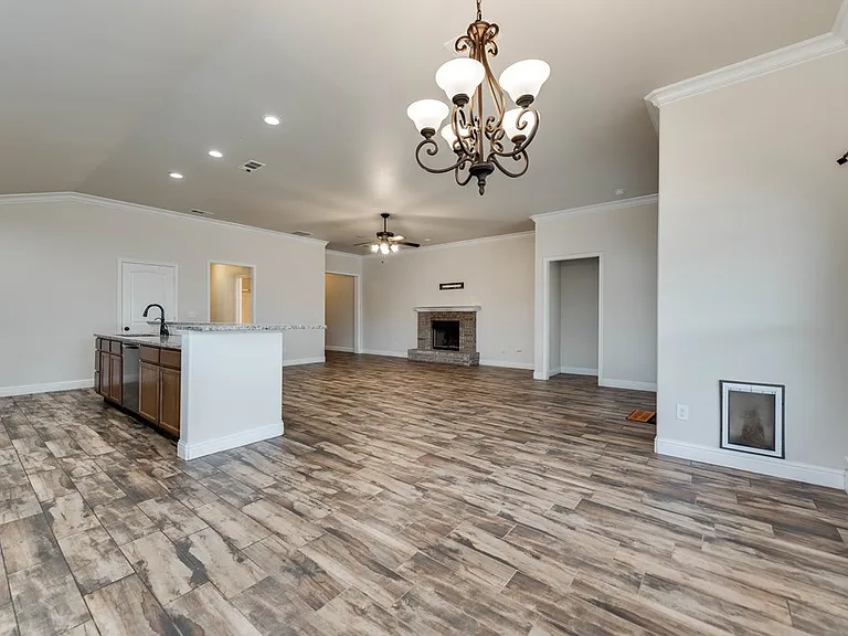 6901 Cattleman Dr — Photo 9