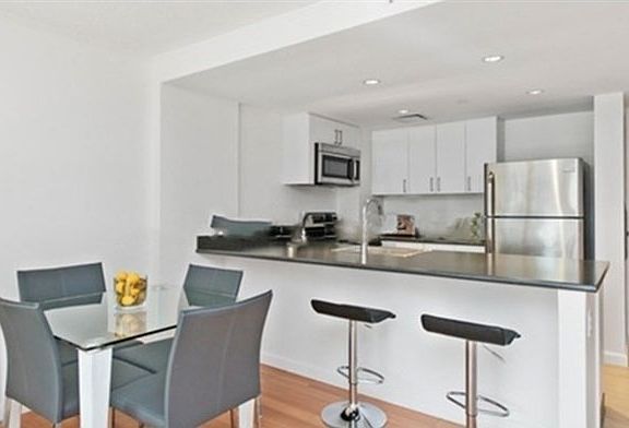 3rd image of 295 Harvard Lee St #908