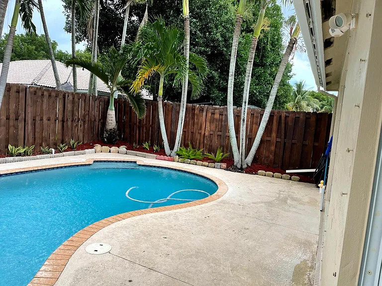 15453 SW 139th St — Photo 66