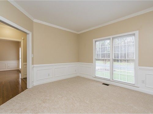 5th image of 2420 Regents Park Ln