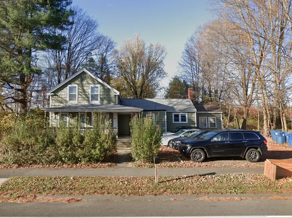 69 Meadow St, Amherst, MA 01002